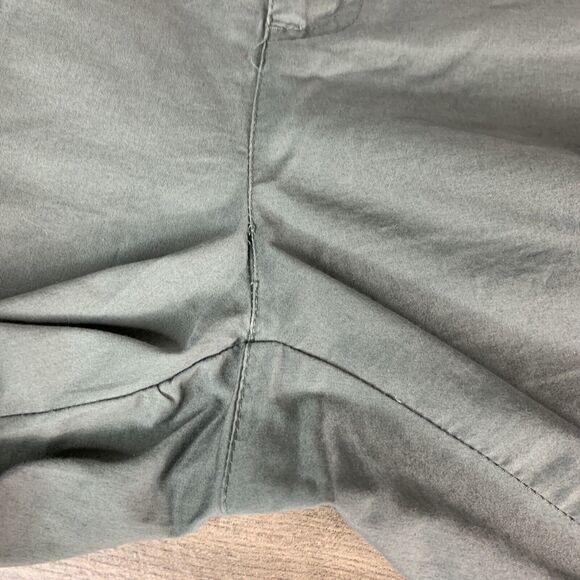 Danskin Womens Capri Pants Size 40 x 24 Olive / Army Green Elastic Waist - Picture 7 of 7